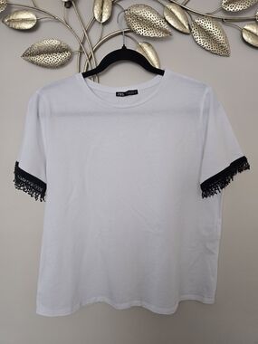 Zara White Crew Neck Tee Size M Cotton